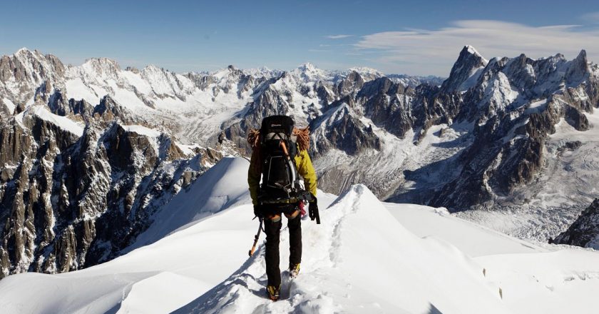 Mont Blanc: Batı Avrupa'nın en yüksek zirvesi iki yılda iki metreden fazla küçüldü