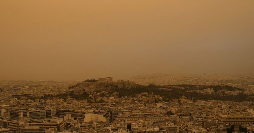 Sahra Çölü toz bulutu Yunanistan'ı turuncuya boyadı;  Türkiye'de hava kalitesinin bozulması