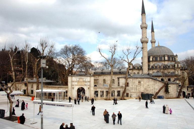 Eyüp Sultan Camii Nereye Gidilir, Eyüp Sultan Camii Nasıl Gidilir
