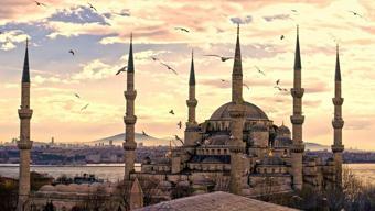 Eyüp Sultan Camii Nerede, Nasıl Gidilir? Eyüp Sultan Camii Hakkında Bilinmesi Gerekenler 4 1746462934 714 Eyup Sultan Camii Nerede Nasil Gidilir Eyup Sultan Camii Hakkinda