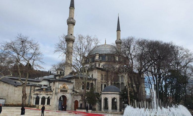 Eyüp Sultan Camii Nerede, Nasıl Gidilir? Eyüp Sultan Camii Hakkında Bilinmesi Gerekenler 1 60f0145b79da3e1da807d552