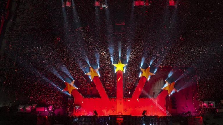 6833888a19066524b1c7e774