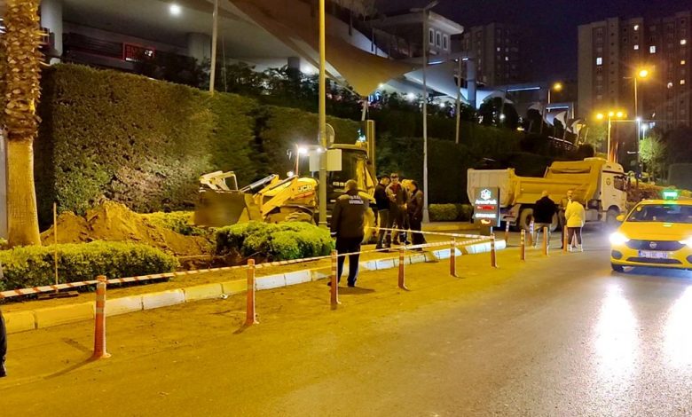 AVM girişinde doğalgaz paniği - Son Dakika Türkiye Haberleri 1 fWiSL4Wiq0yqptEgoolP7g