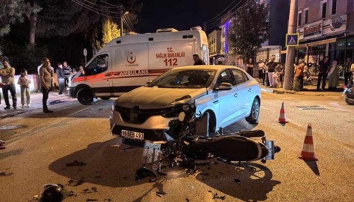 Otomobil ile motosiklet çarpıştı: 1 ağır yaralı 1 20470625