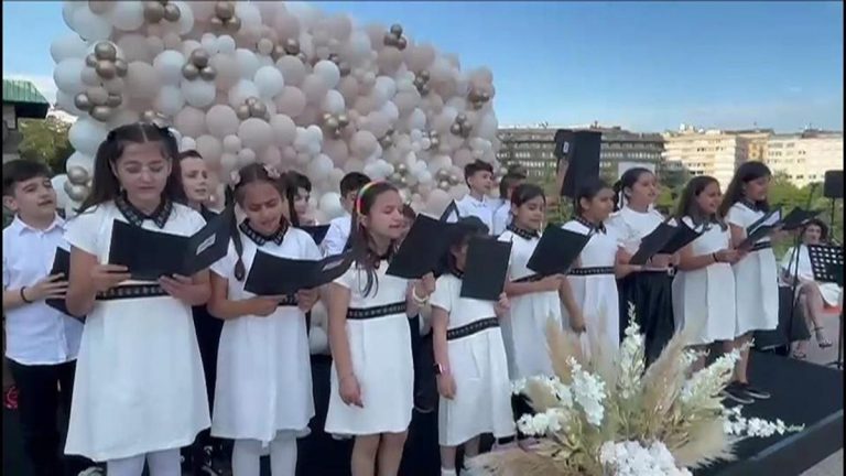 683a0212a241cc3e6d2285e4