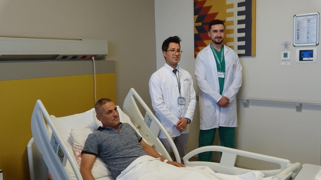 Doktorları şaşırtan durum: adamın böbreğinden yaklaşık 100 taş: 