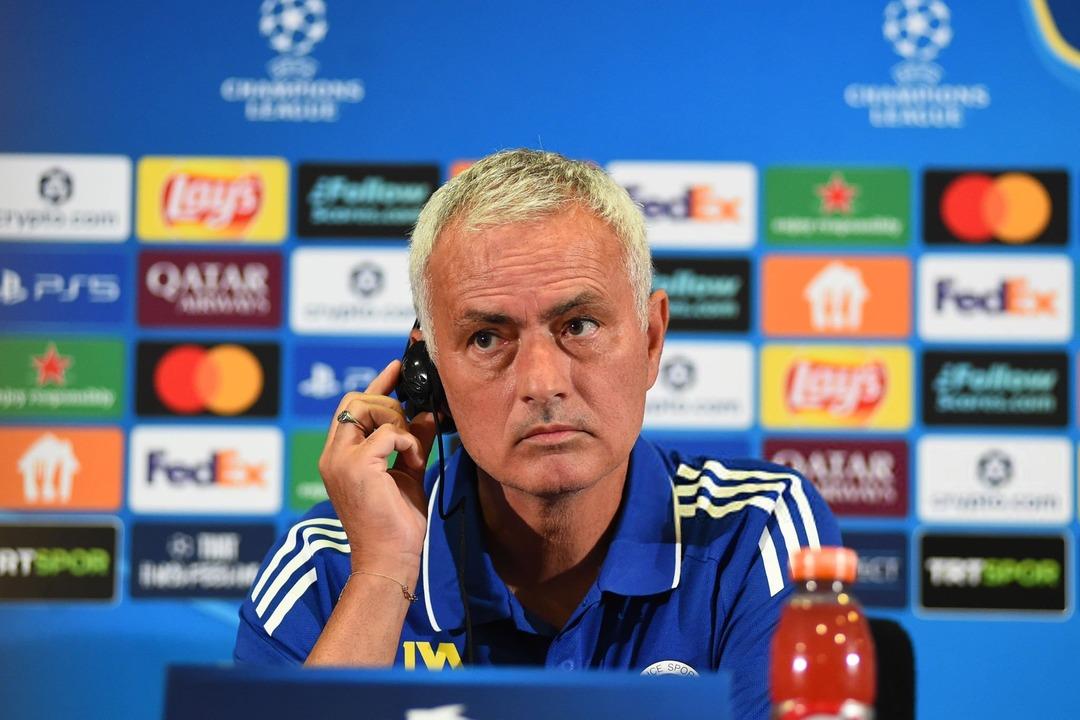 Maç sonunda Jose Mourinho'dan sürpriz açıklama! 