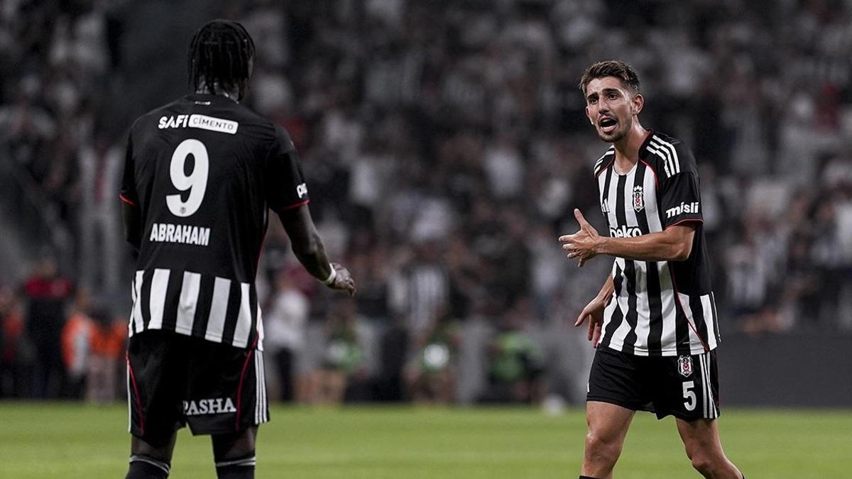 689e3d94b44f4720522dd1dc