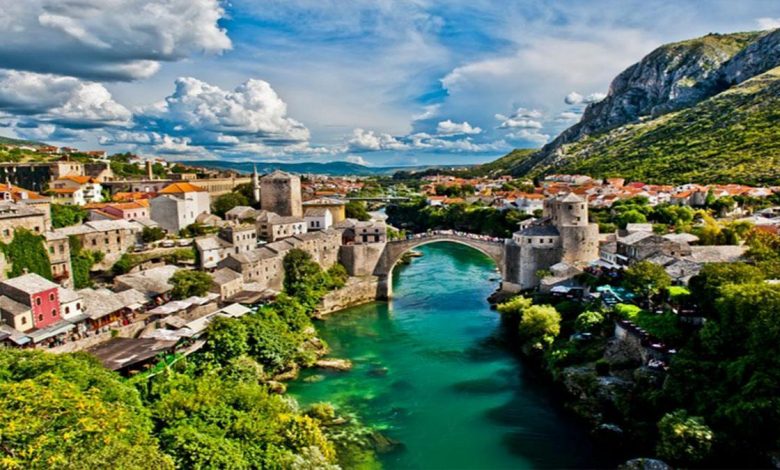 Bosna-Hersek Nerededir? Vize Süreci Nasıldır? Bosna-Hersek Resmî Tatil ve Bayramları Nelerdir? Bosna-Hersek Hakkında Merak Edilenler 1 687f861bfa20a9ce6b584098