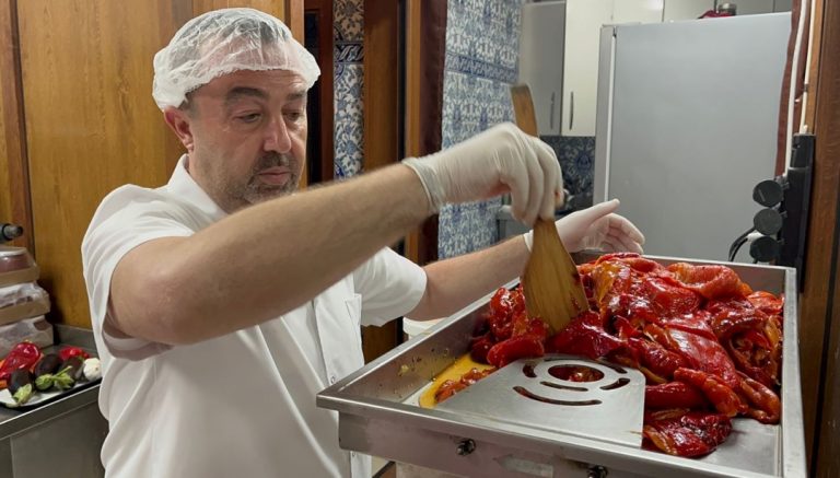 8TJ jE3U7k dX0COv8ec5A