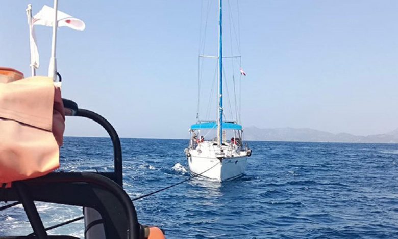 Fethiye açıklarında sürüklenen teknedeki 2 kişi kurtarıldı 1 tekne kegm 2393858