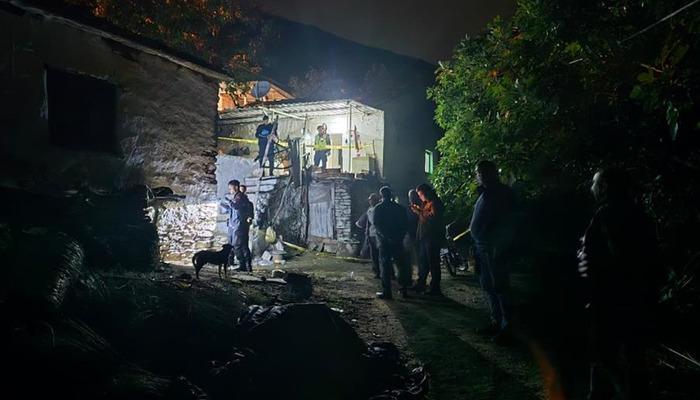 İzmir'de aile faciası! Oğlunu katletti, eşi hayatta kalma savaşı veriyor 1 21786200