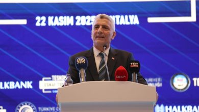 Ticaret Bakanı Ömer Bolat: "Esnafa verilen kredi miktarı 148 milyar lirayı geçti" 5 OmerBolat 264705