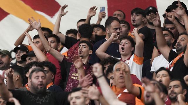 Çorum FK’nın golleri sonrası Galatasaray taraftarı çıldırdı! “Yönetim istifa”